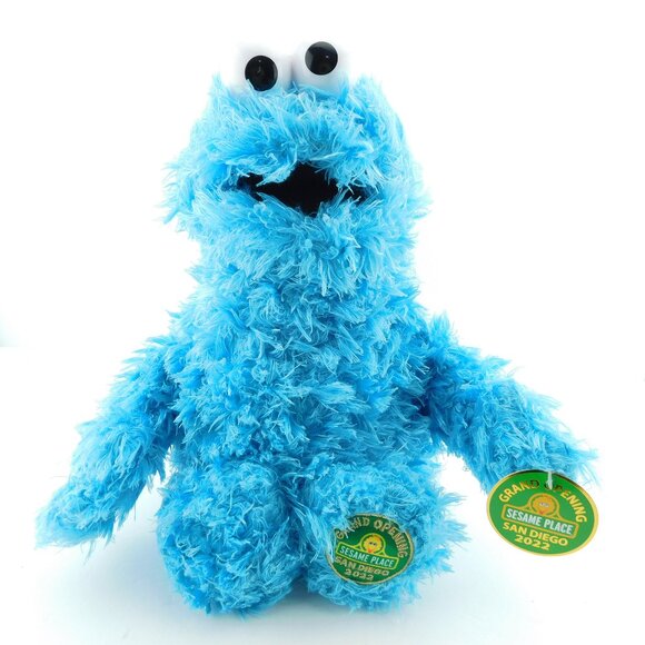 Large COOKIE MONSTER Plush Inaugural 2022 Sesame Street Place Opening San Diego - Picture 1 of 7